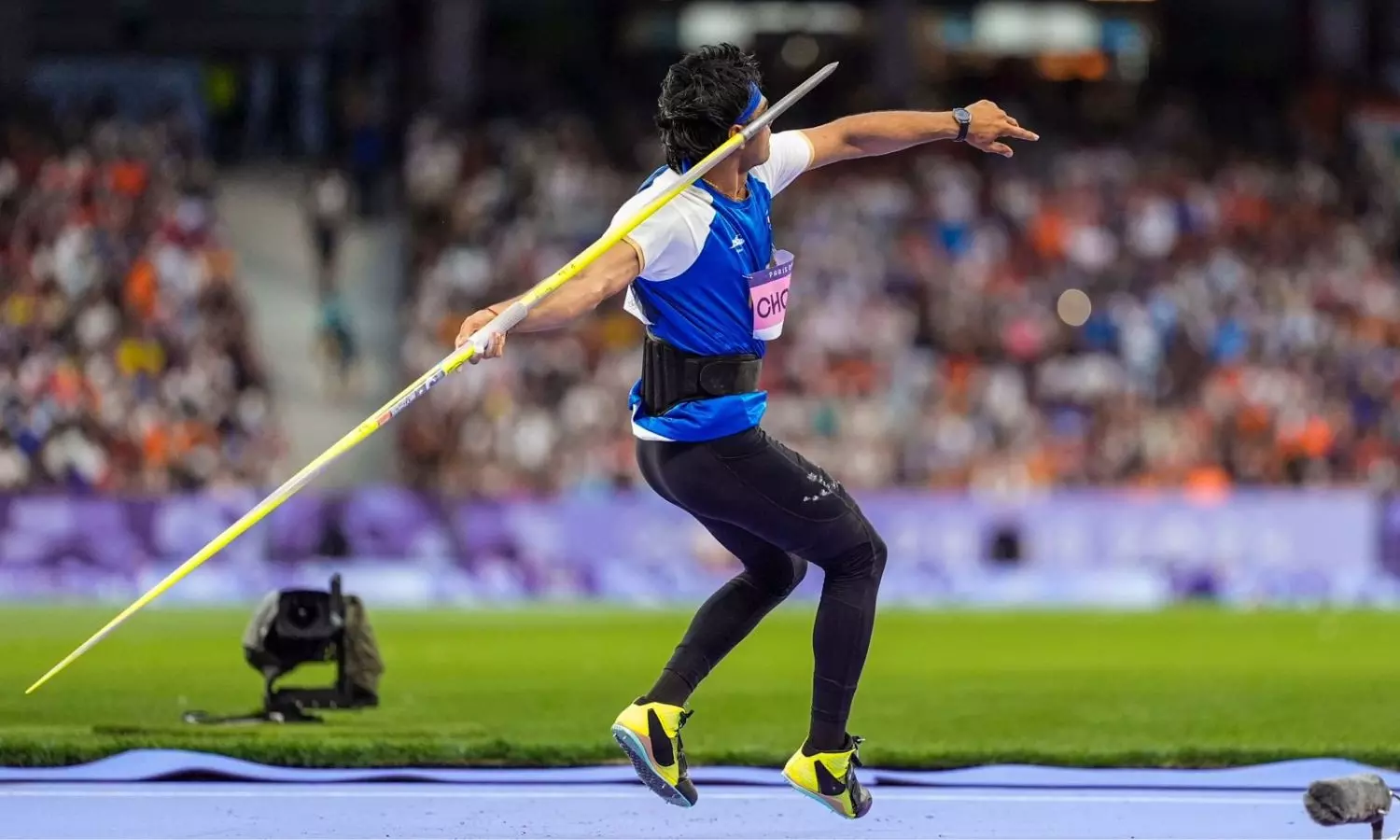 Neeraj Chopra Competes in Diamond League Final Despite Broken Hand