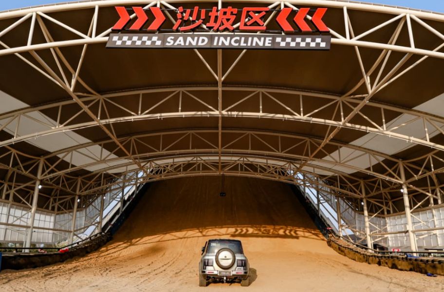 Byd opens new all terrain testing circuit in china features a wading pool dune climbing facility 1 7 km racetrack 1