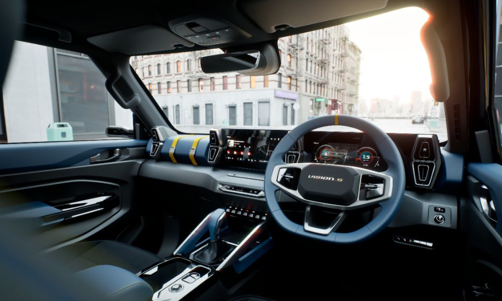 Mahindra vision s interior
