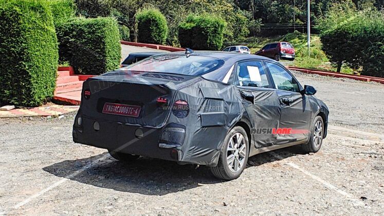 2026 Hyundai Verna Facelift Spided Testing India 3 747x420